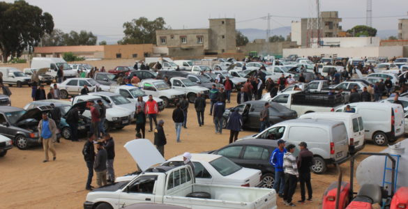 Marché de voitures d'occasion à Lessouda - Sidi Bouzid - Photo Mohamed Alyani pour Barr al Aman